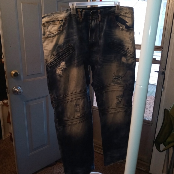 Akoo Jeans - Picture 6 of 6